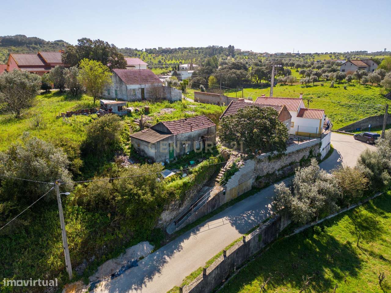 MORADIA T2 EM FASE DE RESTAURO-11