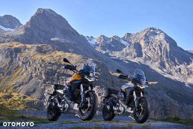 Moto Guzzi Stelvio - 13