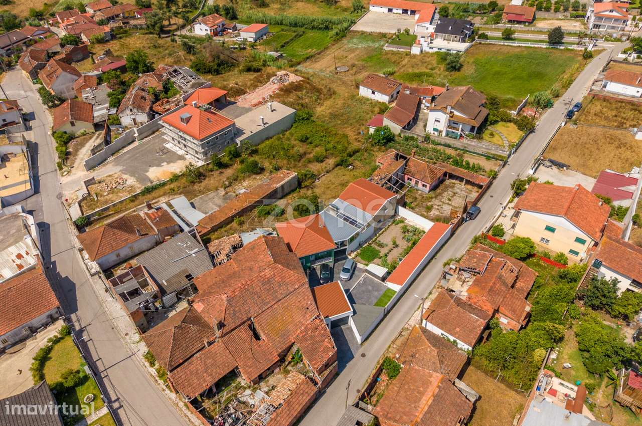 Moradia T2 || Para Reconstrução || Lote com 1.075m2-29