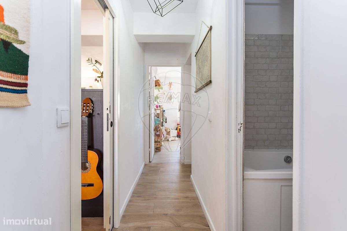 Apartamento T3 à venda em Almada-26