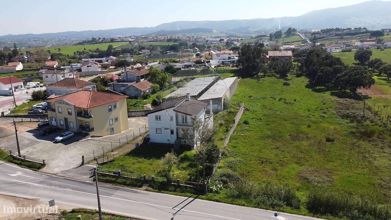Moradia T4 para venda-17