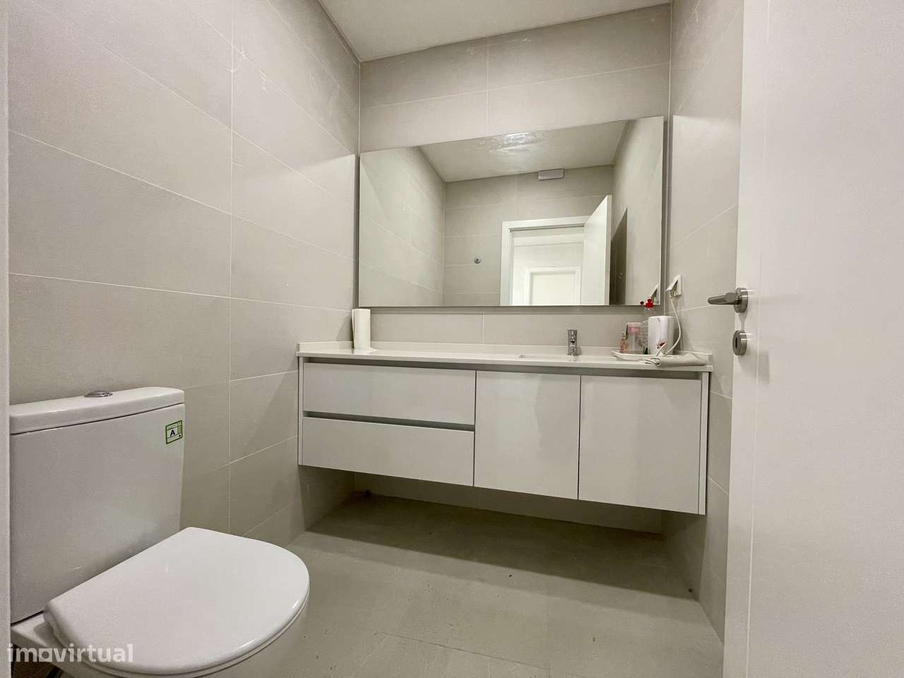 Loja c/ Box Tripla e 2 Parqueamentos - Póvoa de Santa Iria-6