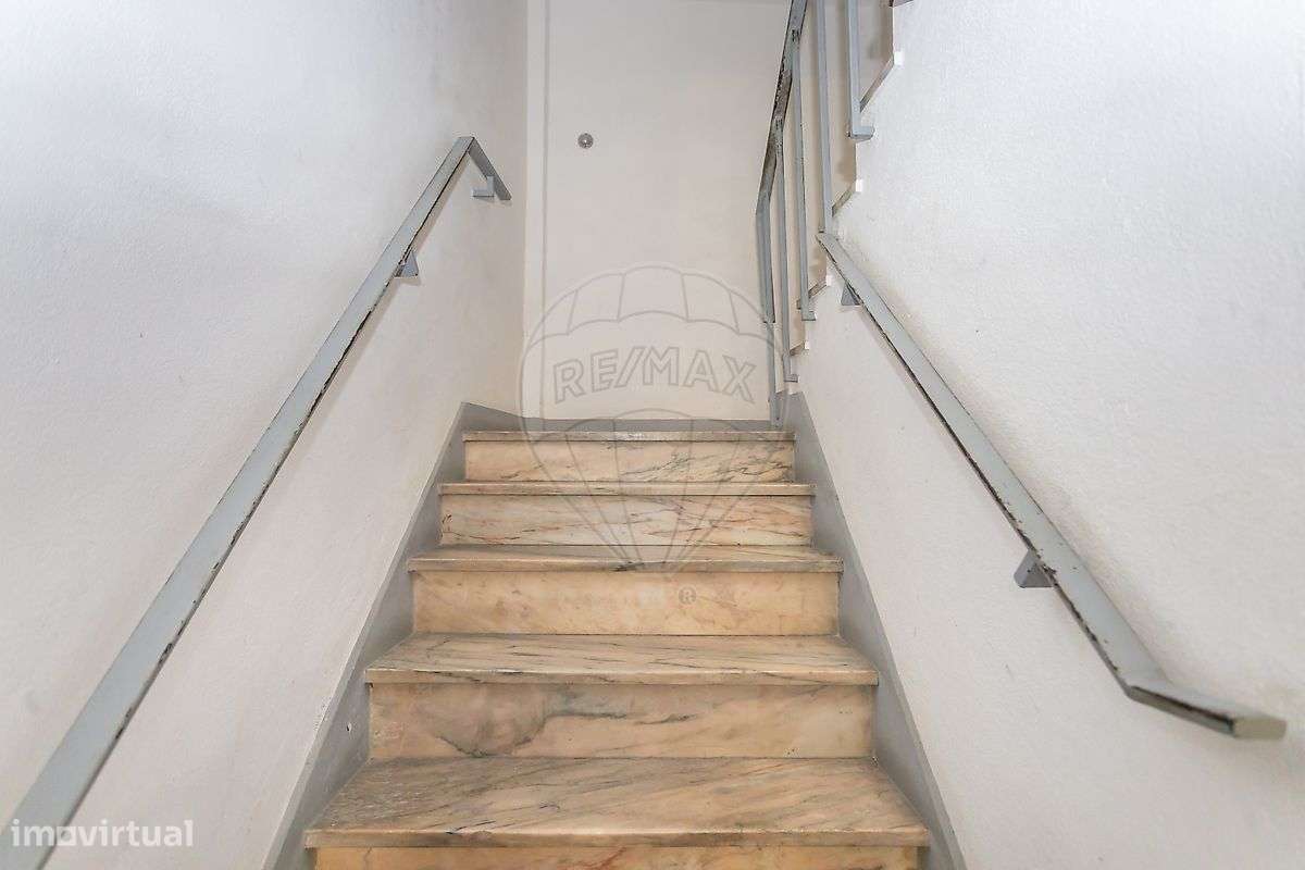 Apartamento T2 à venda em Lisboa-27