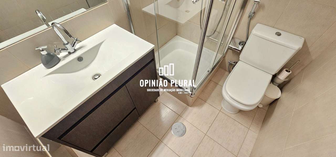 Moradia Tipologia T5 Independente com Conforto e Privacidade-24