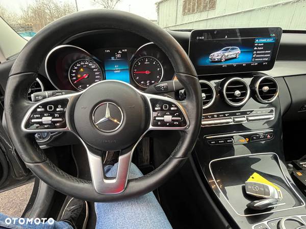 Mercedes-Benz Klasa C 200 d T 9G-TRONIC Exclusive - 16