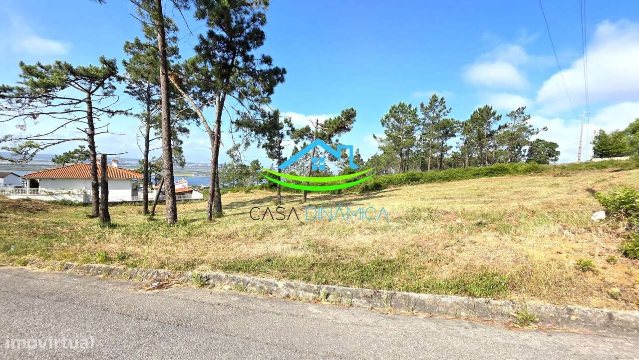 Terreno 2640 m2 com vistas deslumbrantes em Vila Verde - Grande imagem: 3/10