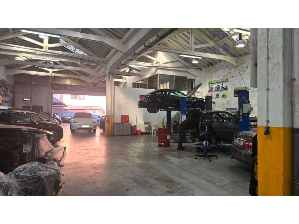 Armazém Versátil no Centro do Porto - Bonfim-8