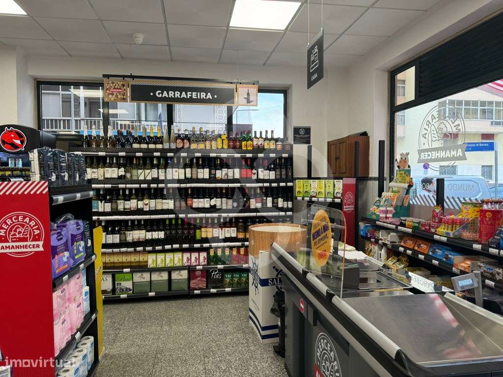 Atenção investidores loja com supermercado de bandeira a funcionar ... - Grande imagem: 5/19