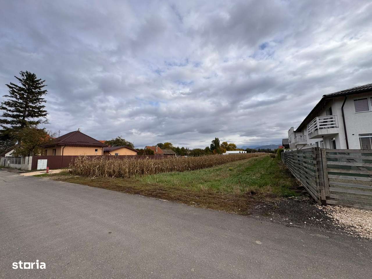 Comision 0%- Teren 11.400 m2, pretabil pentru investitie in Stupini-3