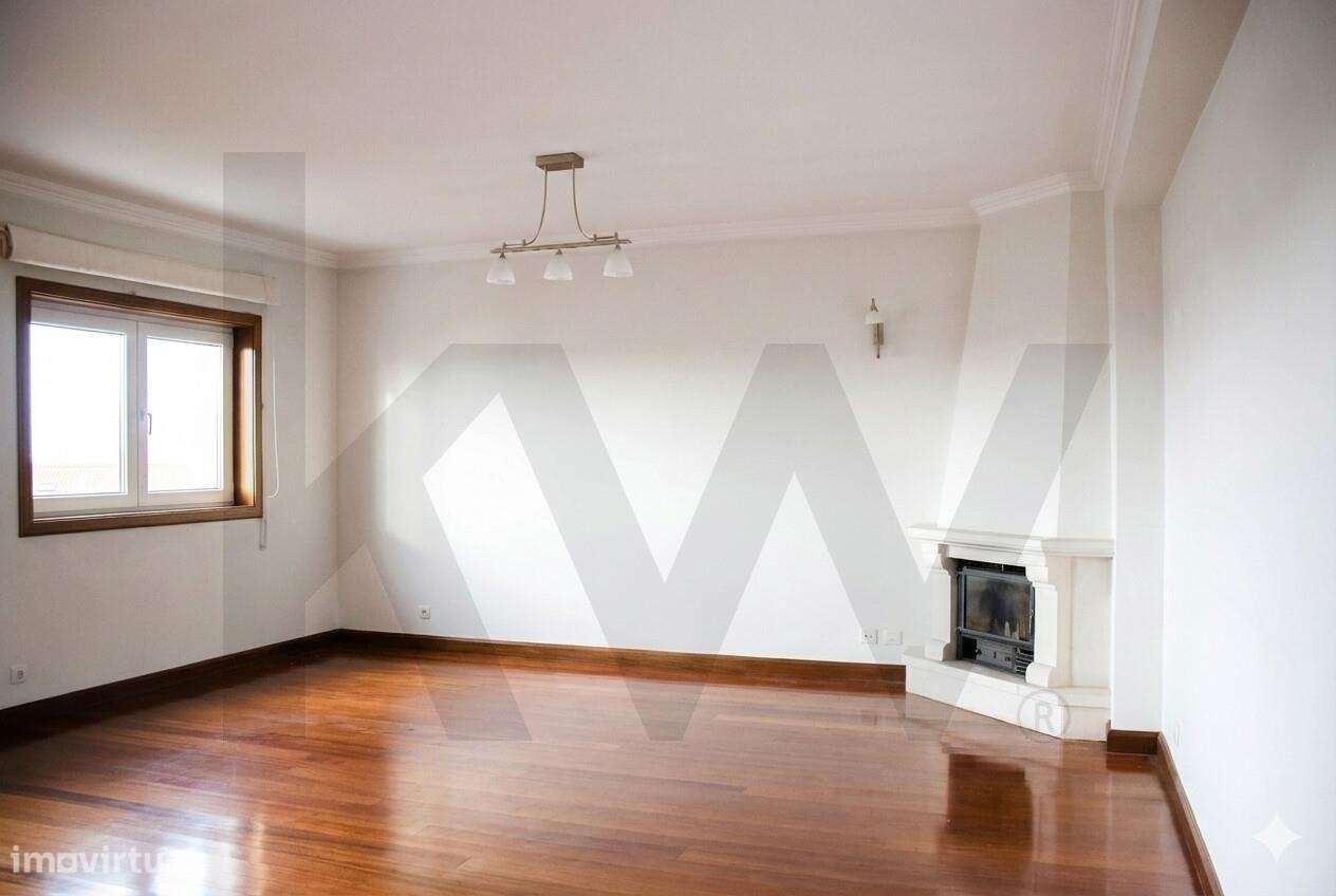 Apartamento T5 Duplex, com 2 Solários e Garagem | Centro de Esgueira – - Grande imagem: 4/32