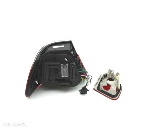 FAROLINS TRASEIROS FULL LED PARA BMW E46 03-06 VERMELHO ESCURECIDO - 2