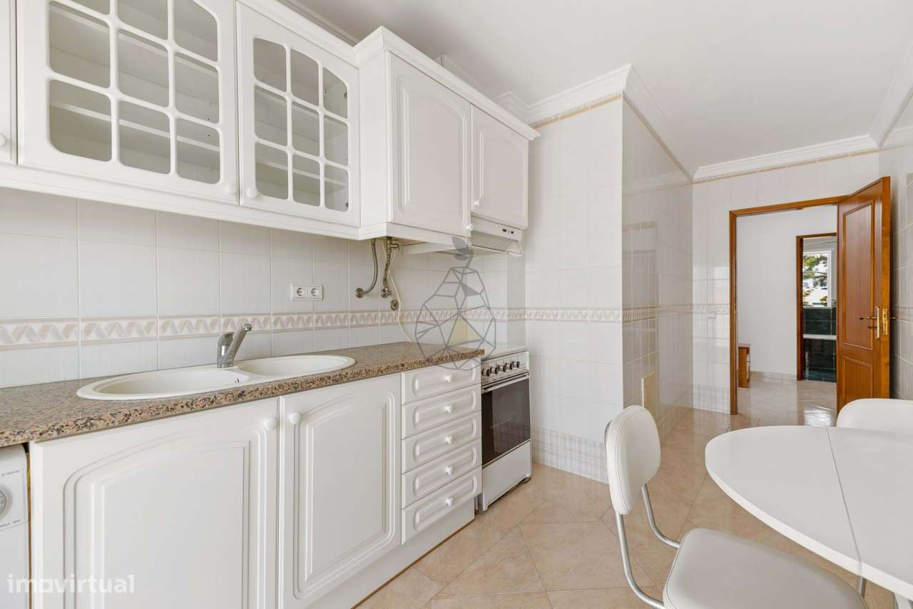 Apartamento com 2 Quartos, Garagem e a Vista Mar  em Albufeira - Grande imagem: 4/35