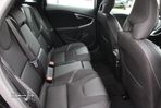 Volvo V40 2.0 D3 Momentum - 8