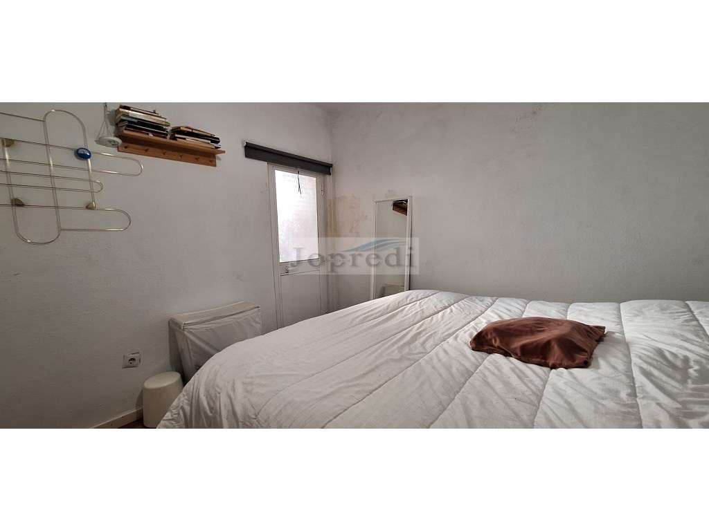 Moradia T2+1 com logradouro-14