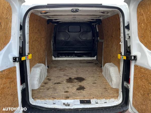 Ford TRANSIT - 13