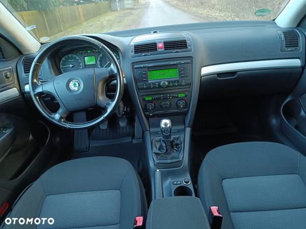 Skoda Octavia 2.0 TDI Ambiente - 11