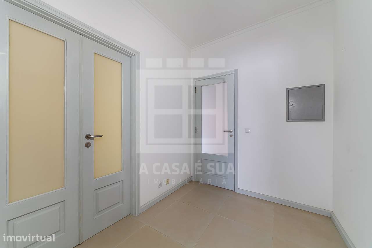 Apartamento T2 remodelado em São João da Madeira - Grande imagem: 4/18