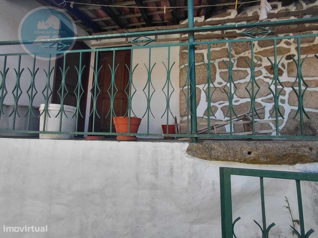 Casa Rústica em Pedra com Terreno para Restauro - Cambeses, Cabecei...-10