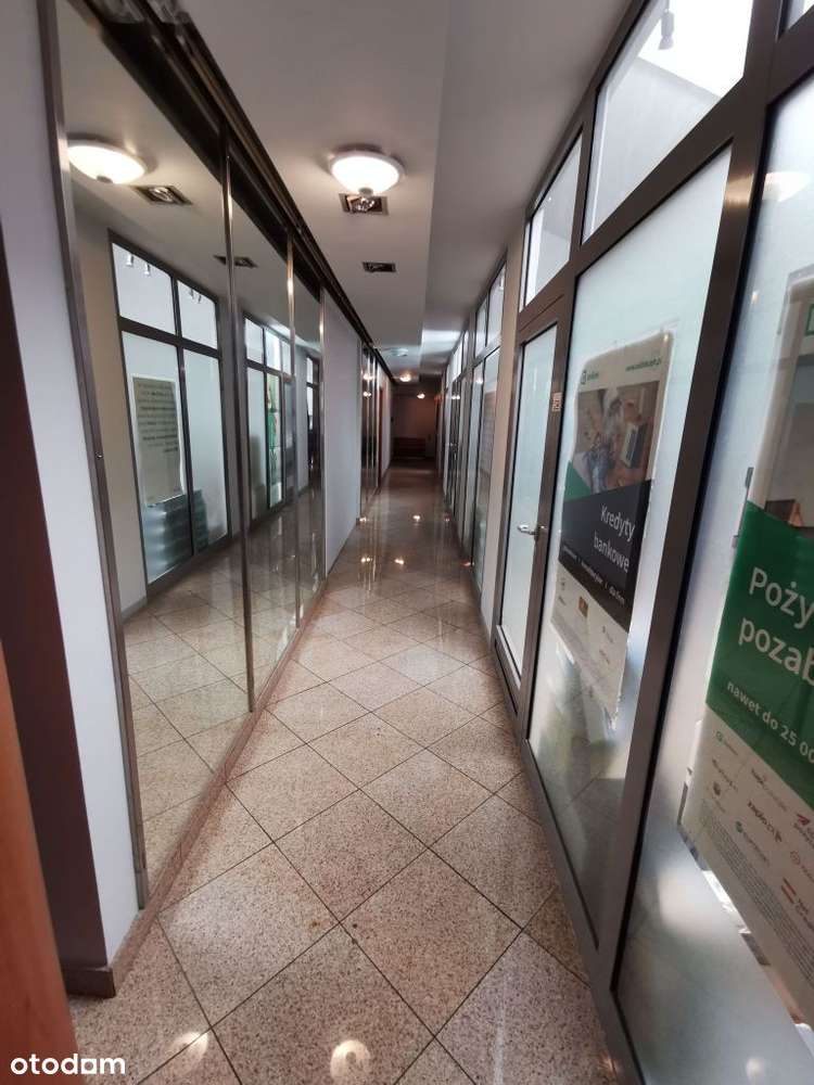 Obiekt handlowo-biurowy 1884m2 na sprzedaż-10