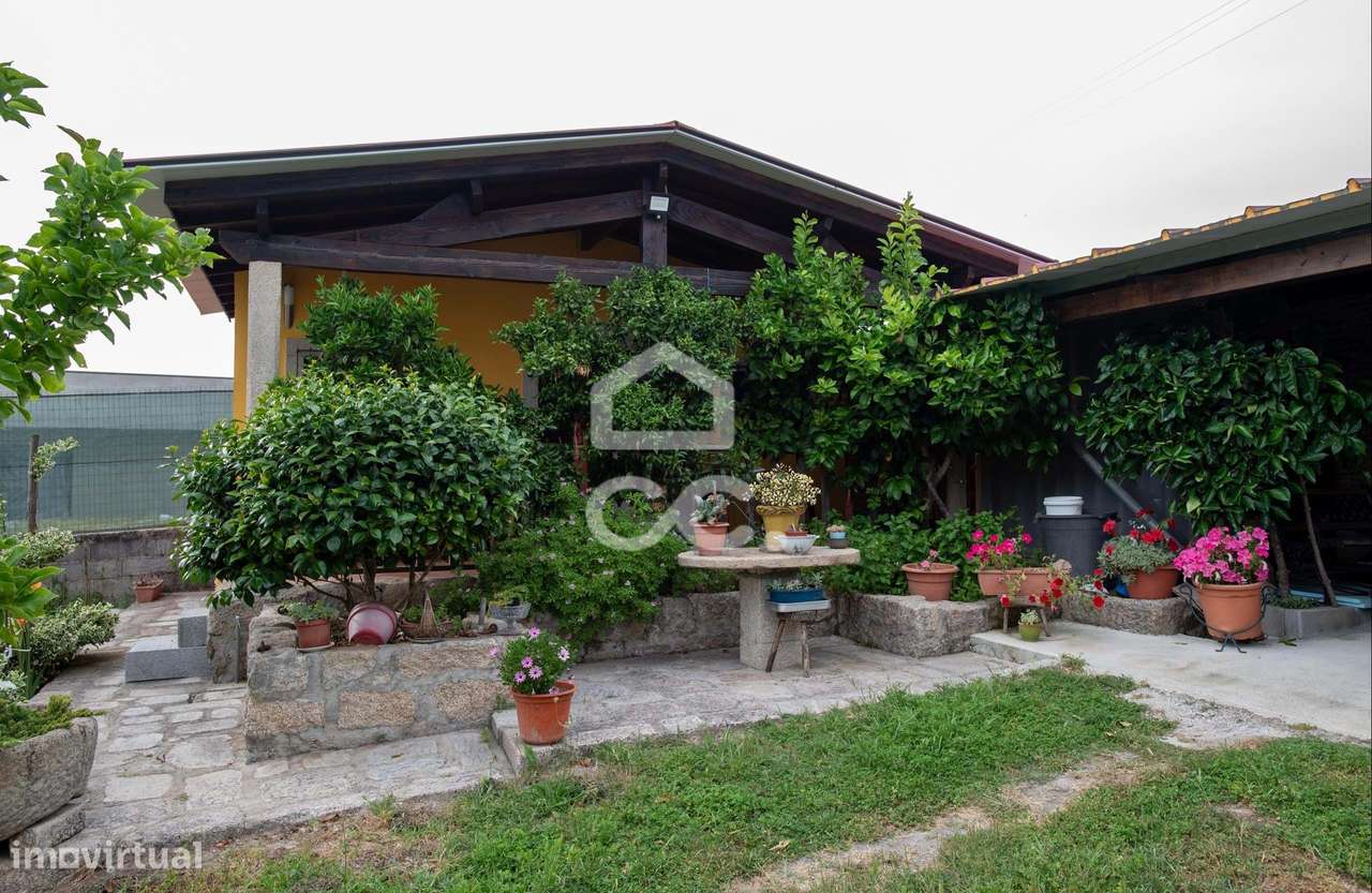 Quinta com moradia charmosa a poucos minutos do centro de Chaves-15