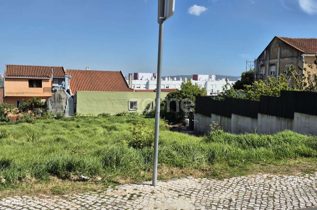 Terreno Urbano para Construção Amadora-13