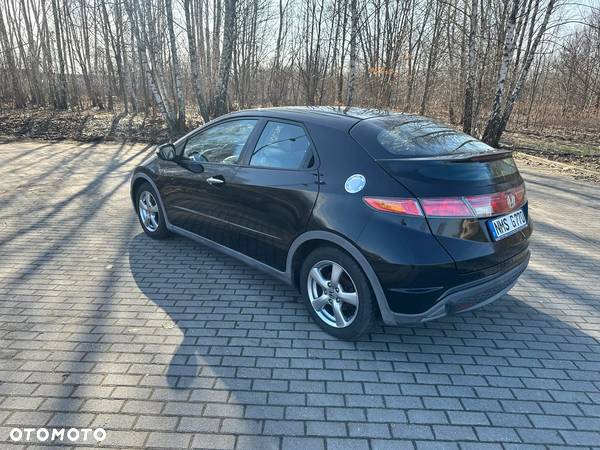 Honda Civic 1.4 Comfort - 8