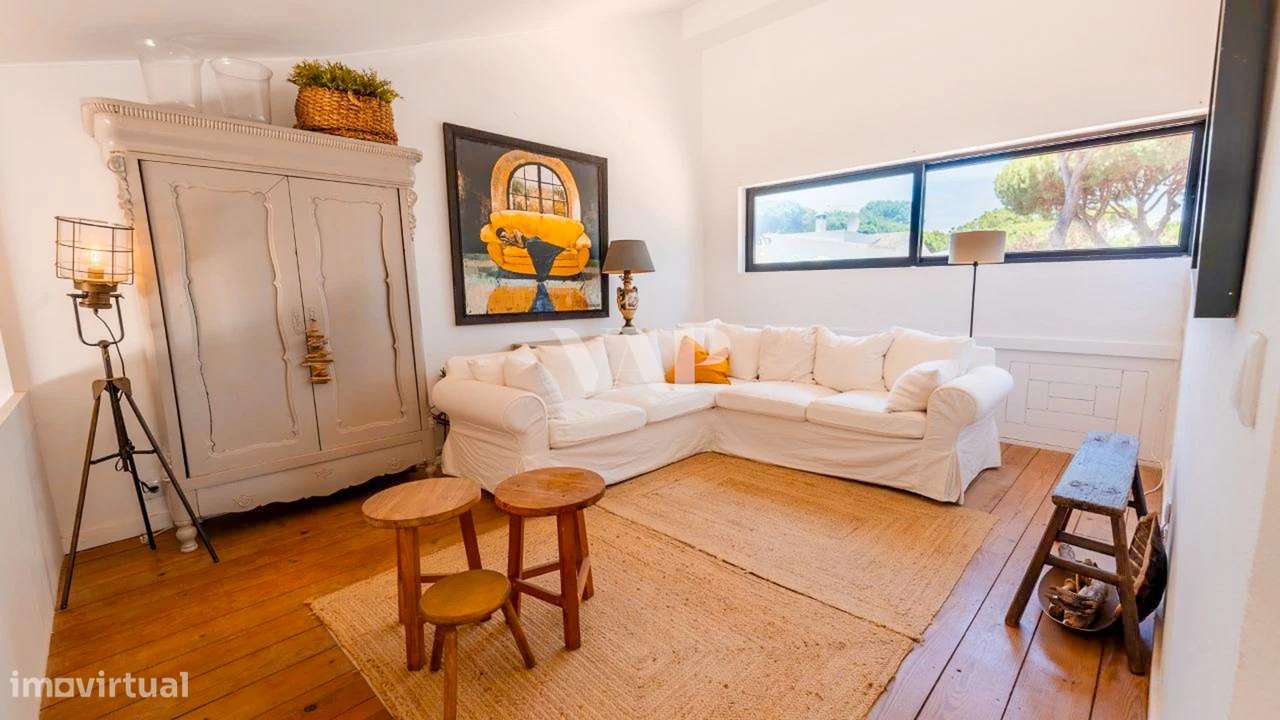 Moradia Térrea Renovada 3+1 Quartos com Piscina e Vista Golfe em Vilam-17