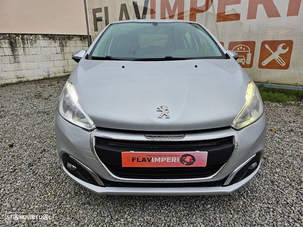 Peugeot 208 1.2 PureTech Style - 8