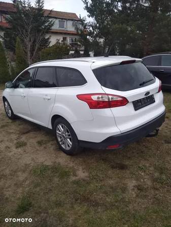 Ford Focus Turnier 2.0 TDCi DPF Titanium - 12