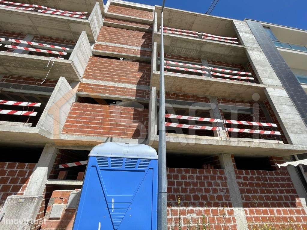Apartamento T3 para venda em Ourem Apartamento 5 assoalhada(s) 3 qu... - Grande imagem: 4/60