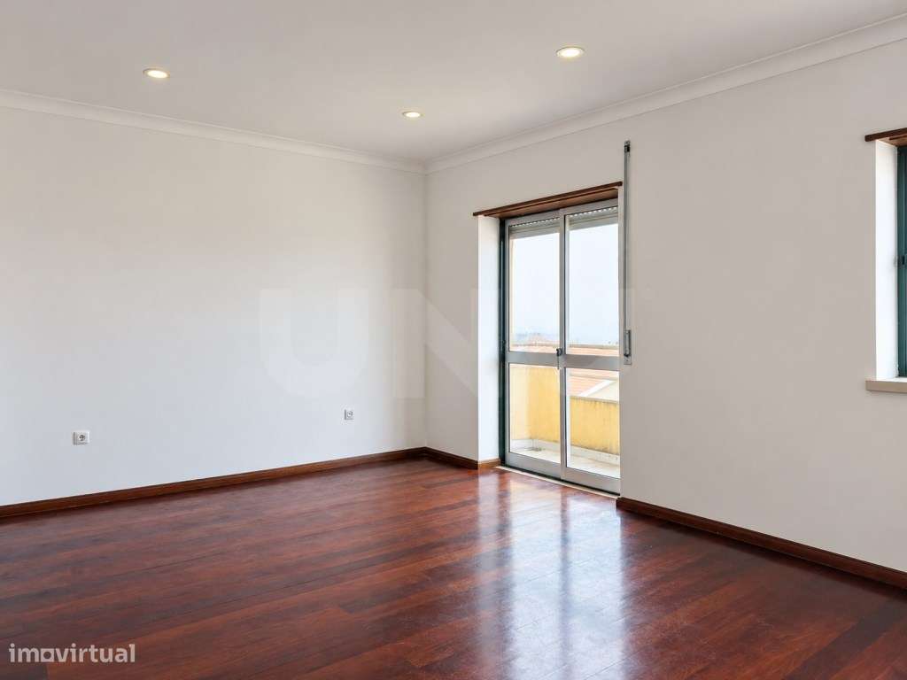 Apartamento T2+1 com vista mar para venda em Santa Cruz.-3
