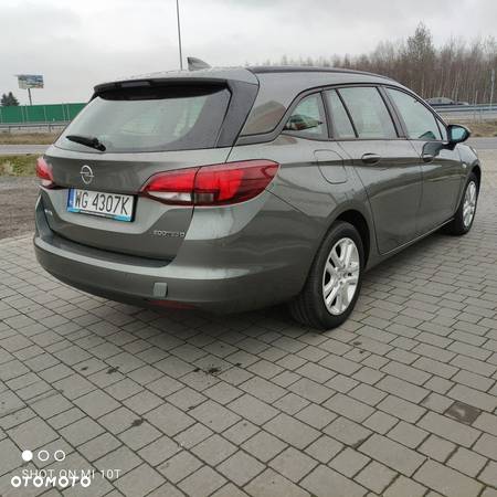 Opel Astra - 12