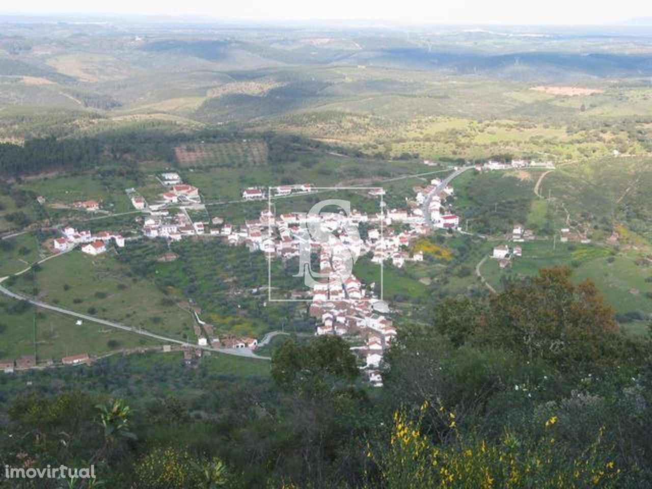 Moradia em Banda T5 em Pé da Serra