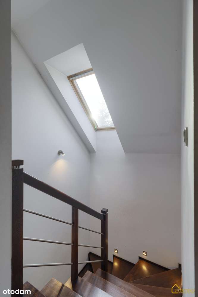 Piękny dom w najlepszej części Starej Wsi k. Nadarzyna-9