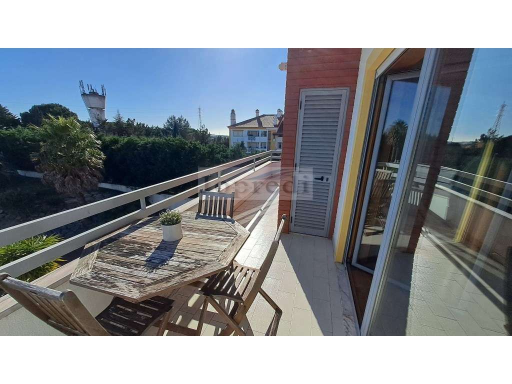 Apartamento T2 em condomínio Fechado na Beloura II-24