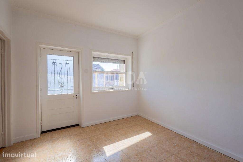 Entre a memória e o presente, há casas que pedem apenas para ser escut - Grande imagem: 5/26