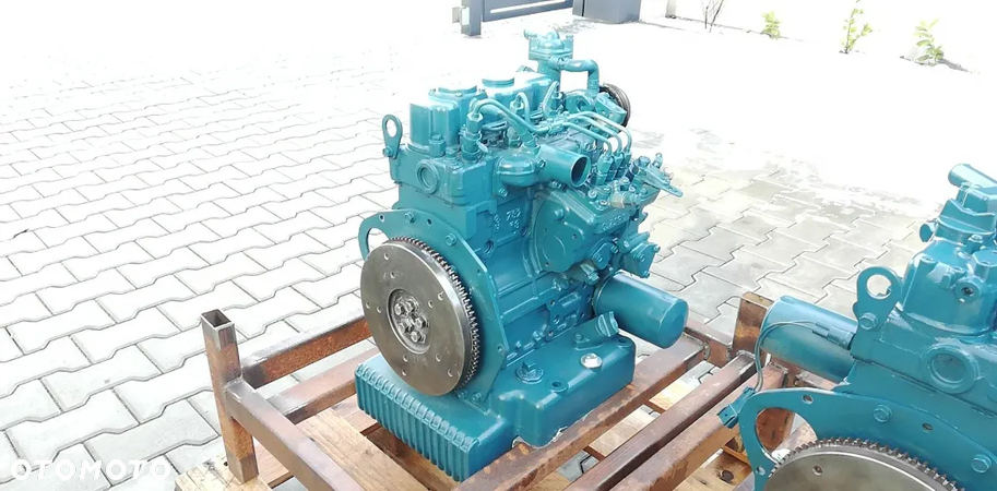 SILNIK KUBOTA D722 14.9 KW 9756 zł netto - 5