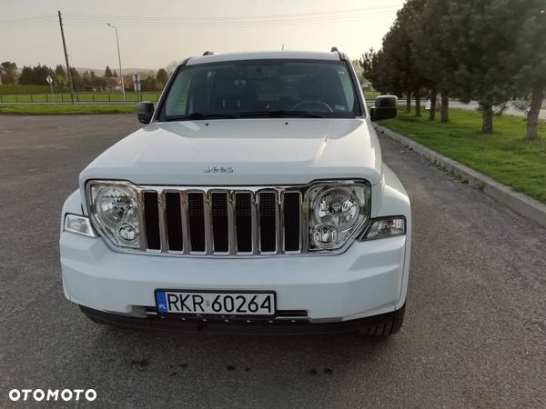 Jeep Liberty - 9