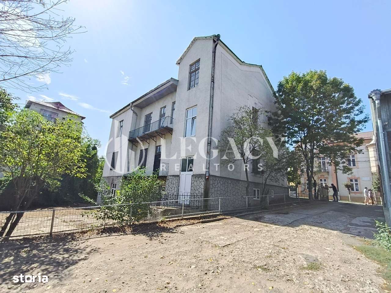 VÂNZARE/SCHIMB CU TEREN  - Clădire interbelică, centru oraș Siret-16