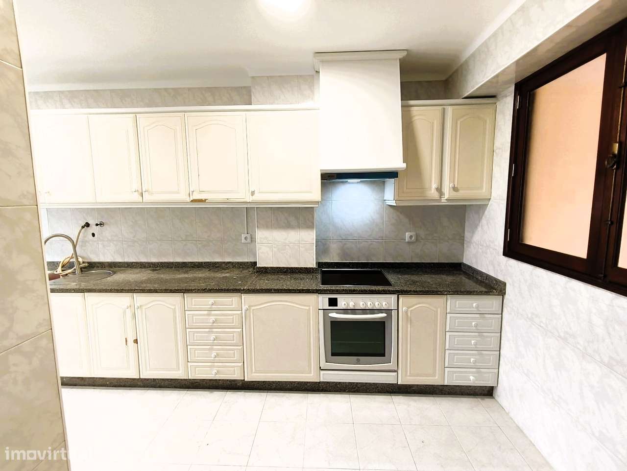 Apartamento T2 em Macieira de Rates-27