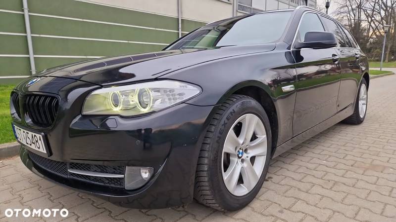 BMW Seria 5 520d Touring - 11