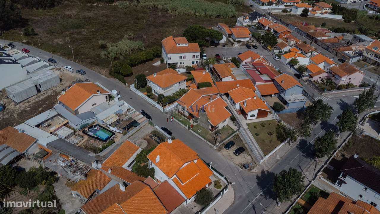 Moradia T5 em Santa Joana perto do centro de Aveiro-49