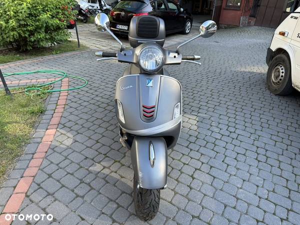 Vespa GTS - 6