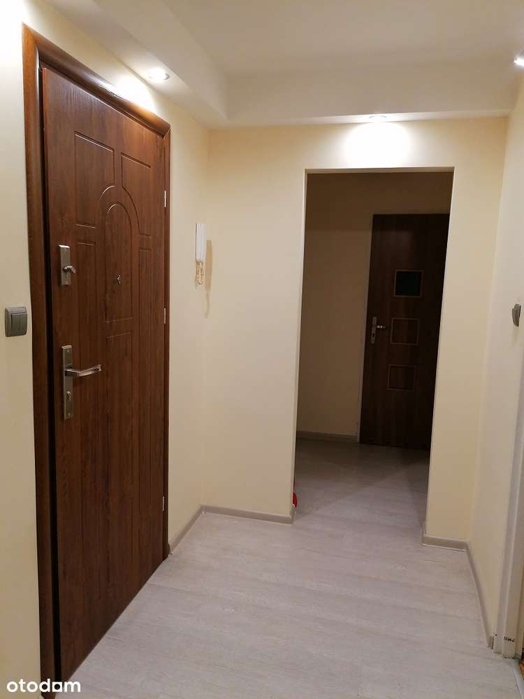 Trzypokojowe mieszkanie przy ul. E. Heila-4