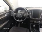 Volvo XC 40 1.5 T3 Momentum Tech Edition - 3