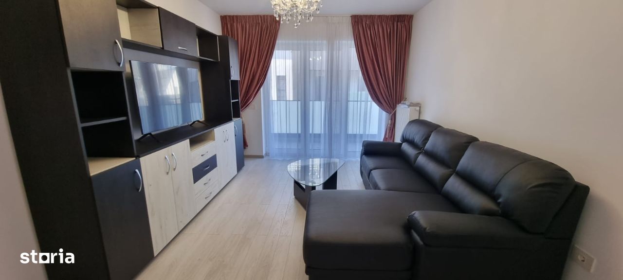 Apartament cu 2 camere plus birou structura mare zona Tractorul