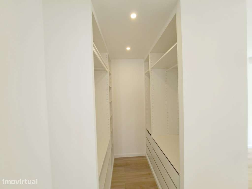 Apartamento T2 para venda em Amadora - Lisboa-22