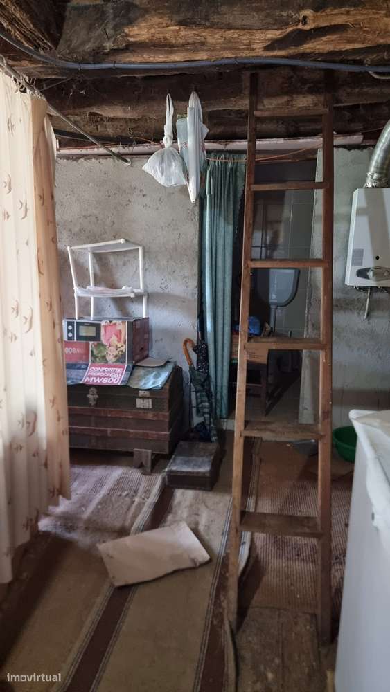 Moradia para Restaurar T2 Venda em Cantelães,Vieira do Minho-18