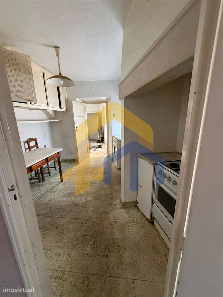 Moradia em Banda com Duas Habitações Independentes – Centro Histórico-7