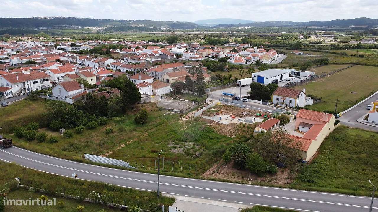 Moradia T4 para venda-16